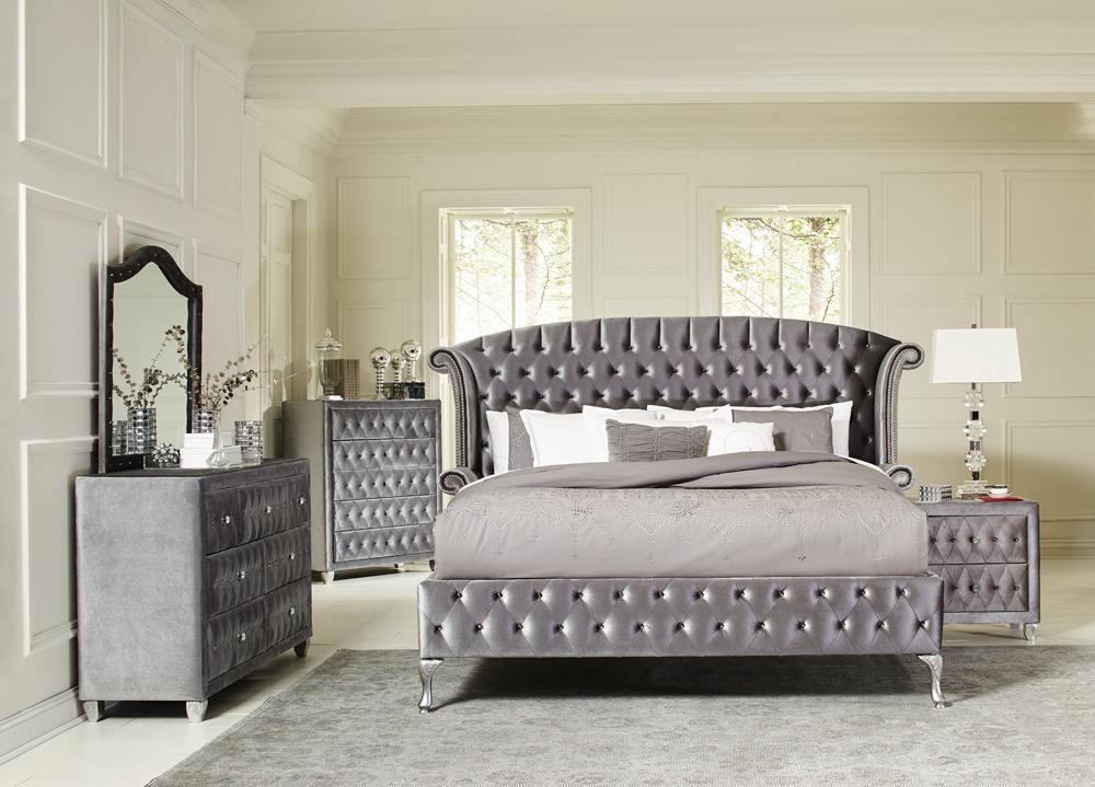 Deanna - Deanna 4-piece Tufted California King Bedroom Set Grey