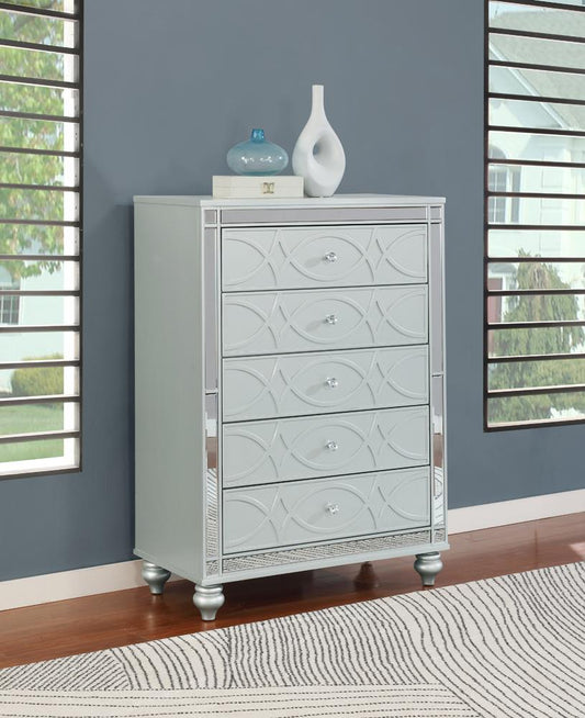 Gunnison - Gunnison 5-drawer Chest Silver Metallic
