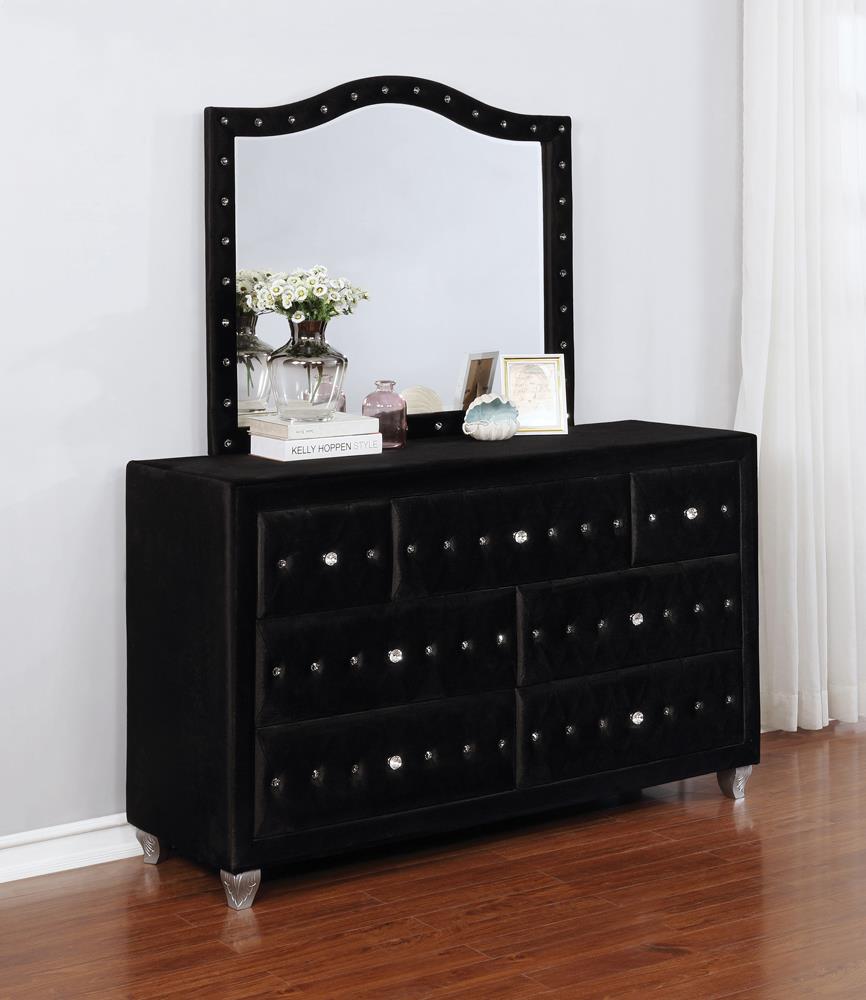 Deanna - Deanna 7-drawer Rectangular Dresser Black