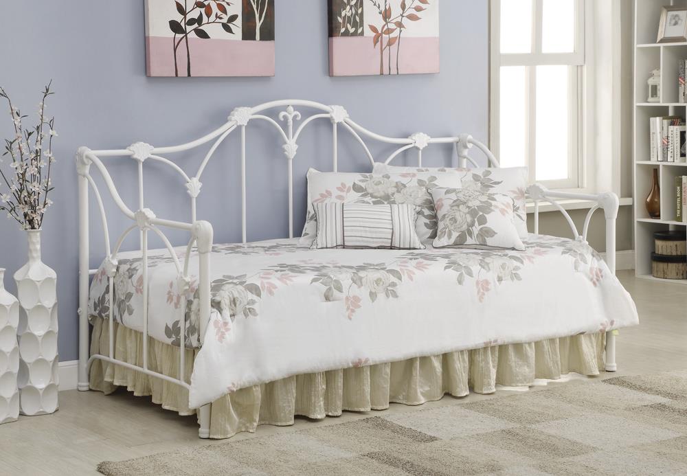 Halladay - Halladay Twin Metal Daybed with Floral Frame White
