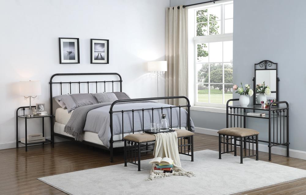 Livingston - Livingston Queen Panel Metal Bed Dark Bronze