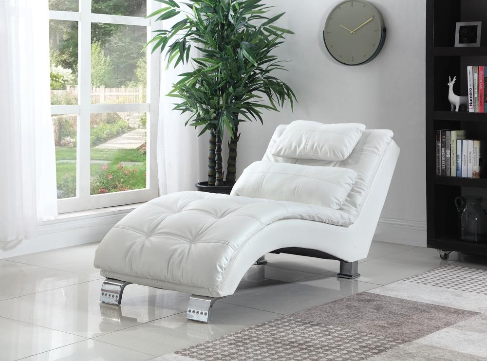 Dilleston - Dilleston Upholstered Chaise White