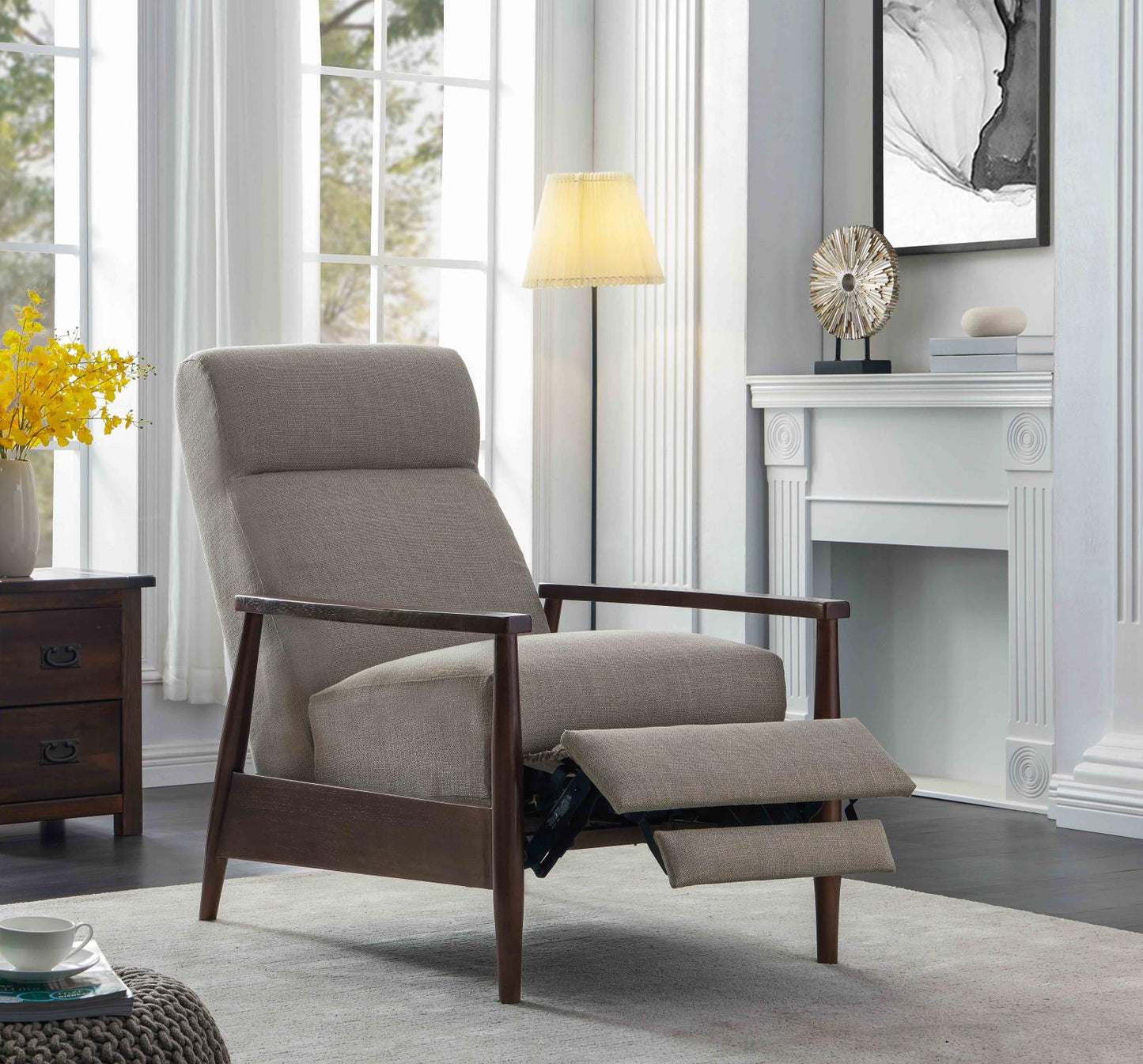 Kaylie - Kaylie Upholstered Push-Back Recliner Cream