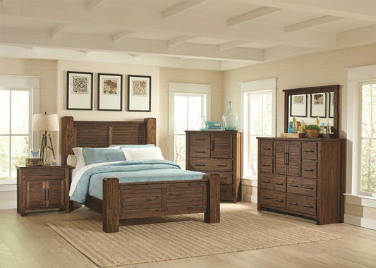 Sutter Creek - Sutter Creek Eastern King Bed with Block Posts Vintage Bourbon