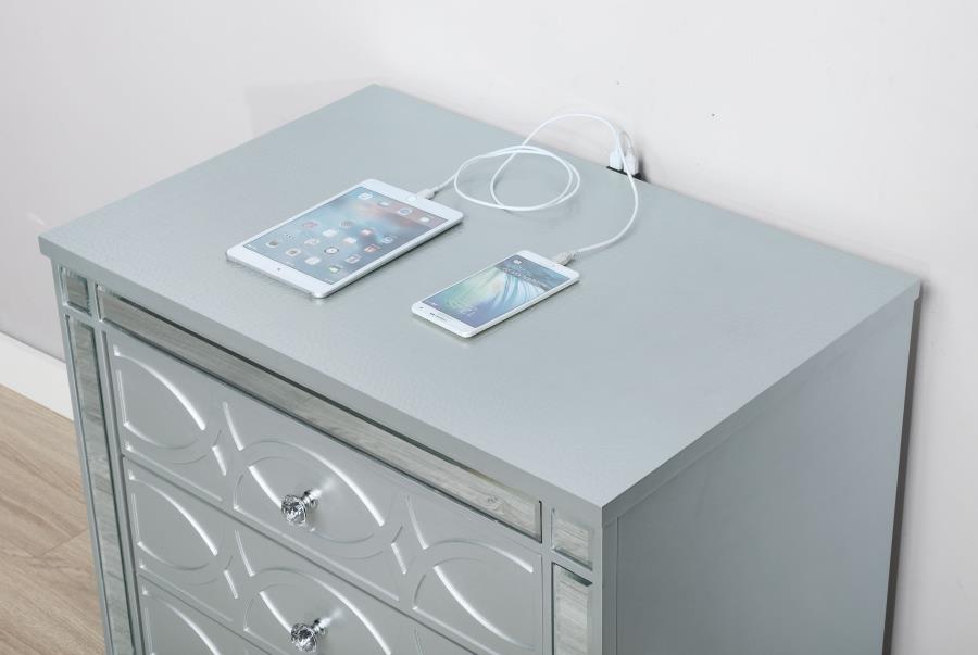 Gunnison - Gunnison 2-drawer Nightstand Silver Metallic