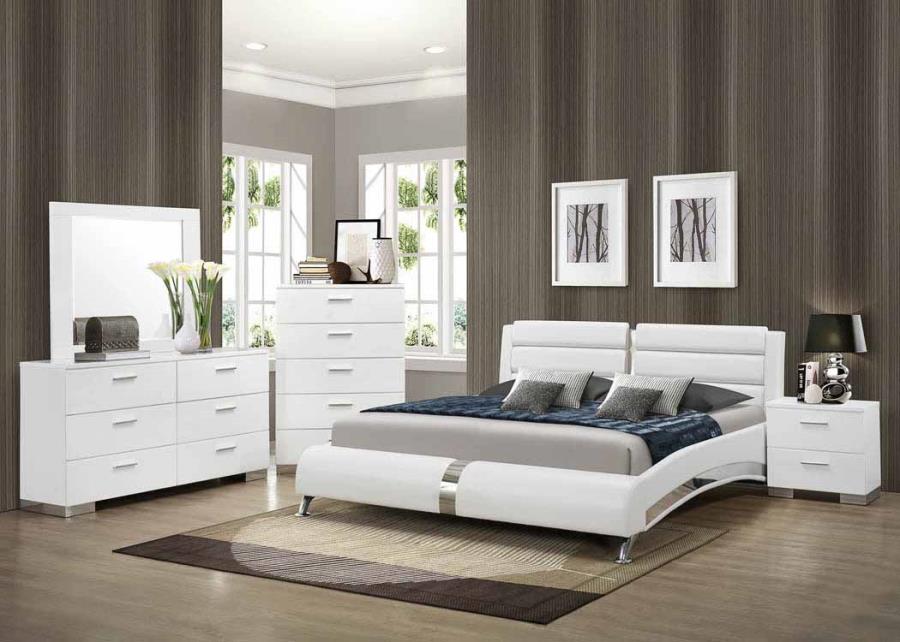 Jeremaine - Jeremaine California King Upholstered Bed White