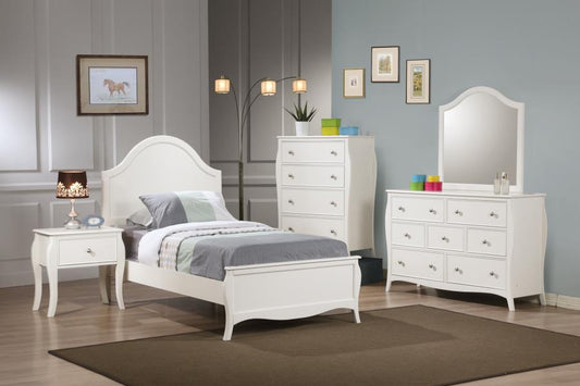Dominique - Dominique 4-piece Full Panel Bedroom Set White