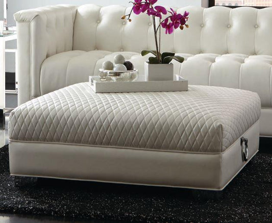 Chaviano - Chaviano Upholstered Ottoman Pearl White