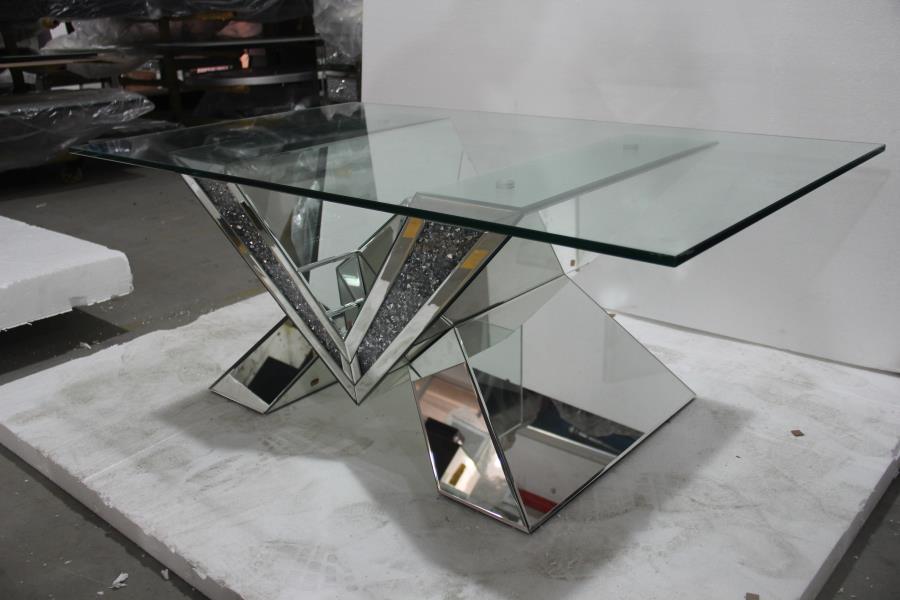 Taffeta - Taffeta V-shaped Coffee Table with Glass Top Silver