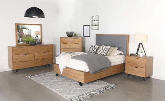 Taylor - Taylor 5-drawer Rectangular Chest Light Honey Brown